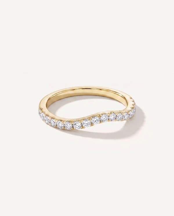 Women’s Wedding Ring Betsy Petite Curved Lab Pavé Band