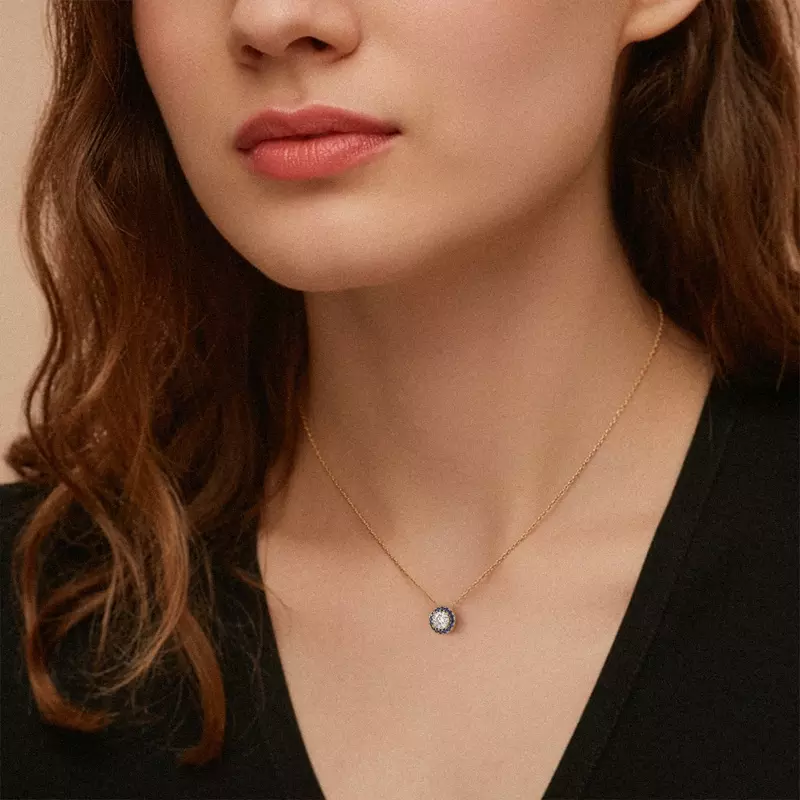 18K Yellow Gold Eva Classic Sapphire Halo Pendant