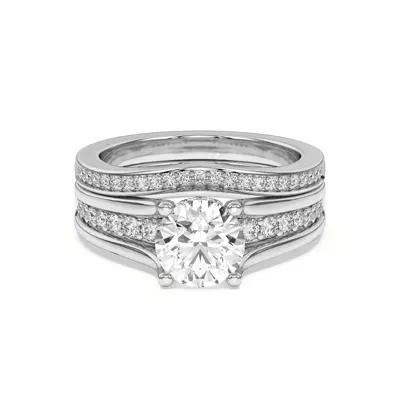 Vesara Curved Channel Pavé Band