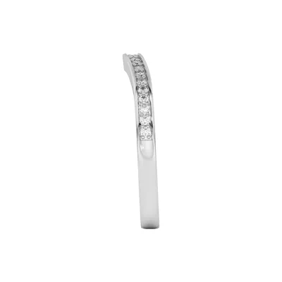 Vesara Curved Channel Pavé Band