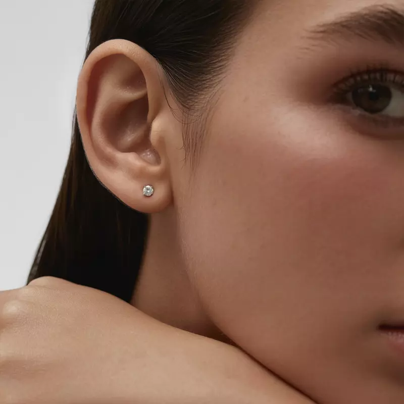 14K Yellow Gold Single Diamond Stud Earring (1/8ct)