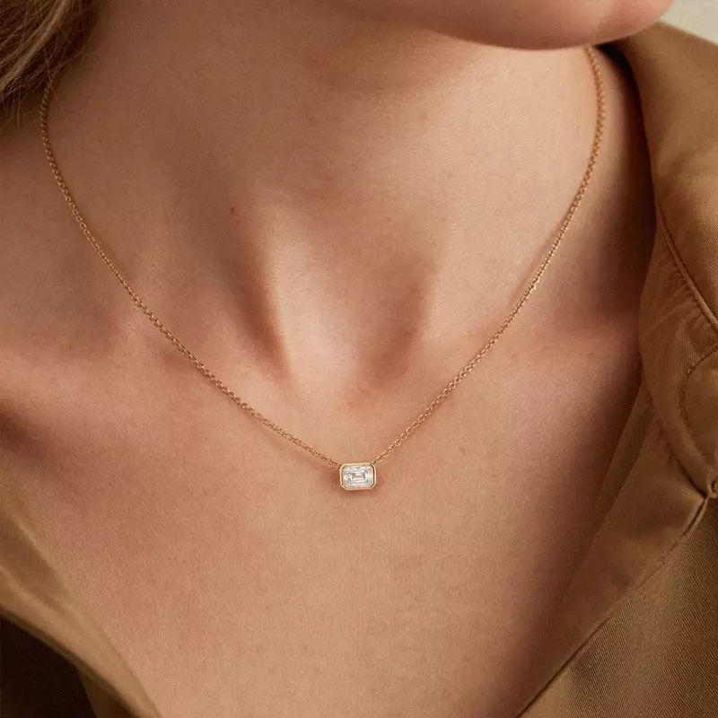 14K White Gold Modern Bezel Emerald Lab Diamond Necklace (1 ct. tw.)