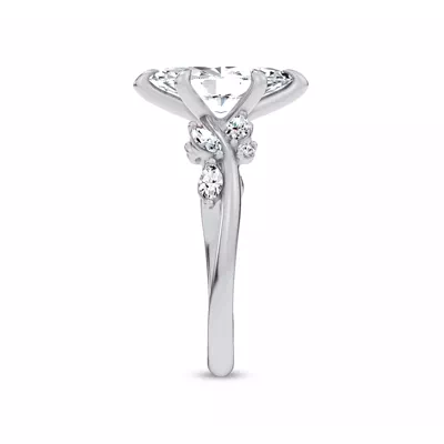 Lea Nature-Inspired Engagement Ring