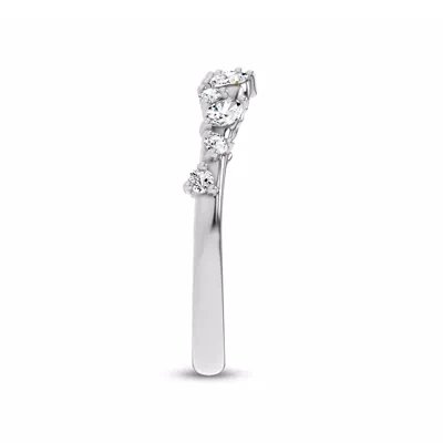 Hayley Scattered Lab Diamond Band