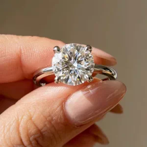 Video of Bella Solitaire Engagement Ring (2.2mm)