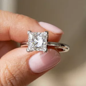 Video of Tradition Cathedral Solitaire Engagement Ring (2.2mm)