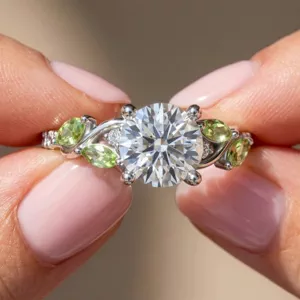Video of Hayden Curved Vine Tsavorite And Diamond Engagement Ring